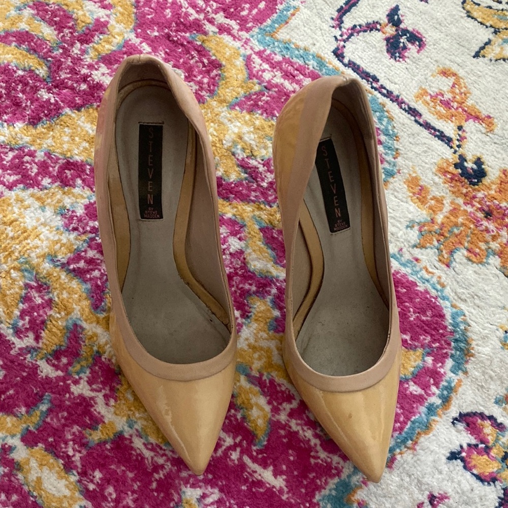 NUDE STEVEN by STEVE MADDEN PUMPS